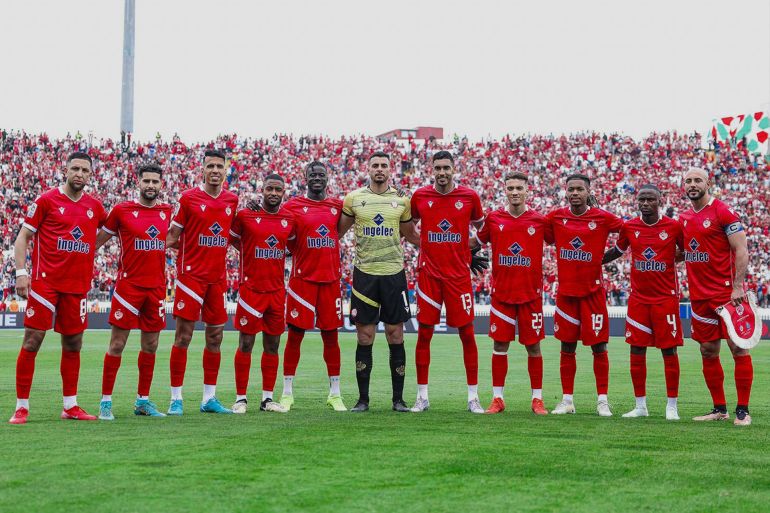 الوداد المغربي.. فريق يصارع الأزمات يطمح لكتابة التاريخ في المونديال