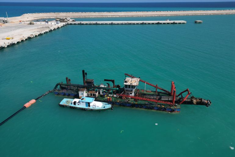 استثمار قوامه 2 مليار دولار يضعُ سرت الليبية على خارطة النفوذ الاقتصادي الإقليمي (الجزيرة)