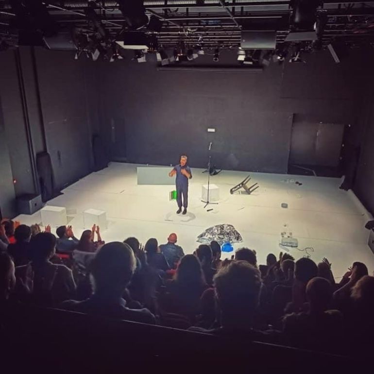 أحد عروض عتبان ببلفاست