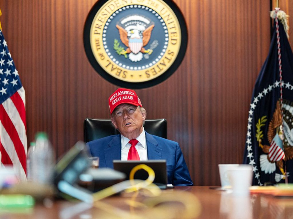 ترامب يفرض رسوما جمركية 30% على الاتحاد الأوروبي والمكسيك