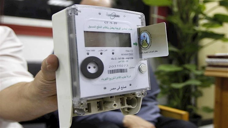 “الكهرباء” توضح حقيقة اختلاف نظام المحاسبة في العدادات الكودية