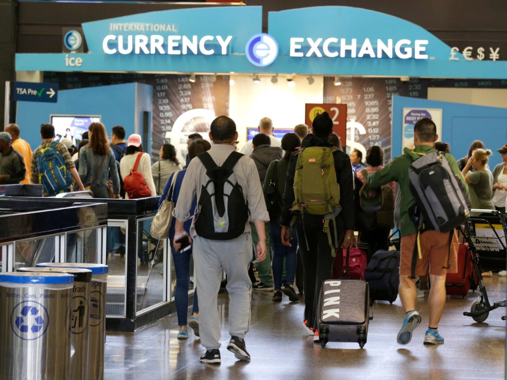 الكشف عن اتفاق أميركي رواندي لاستقبال مهاجرين مرحّلين