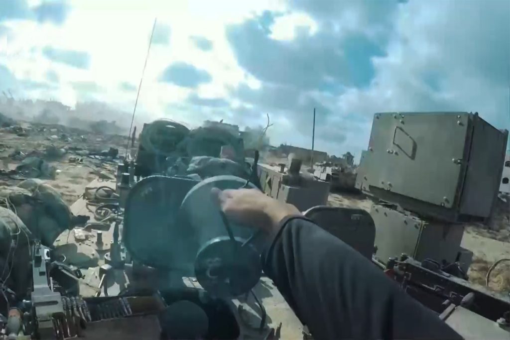 الجيش الإسرائيلي يقر بمقتل ضابط و3 جنود في غزة