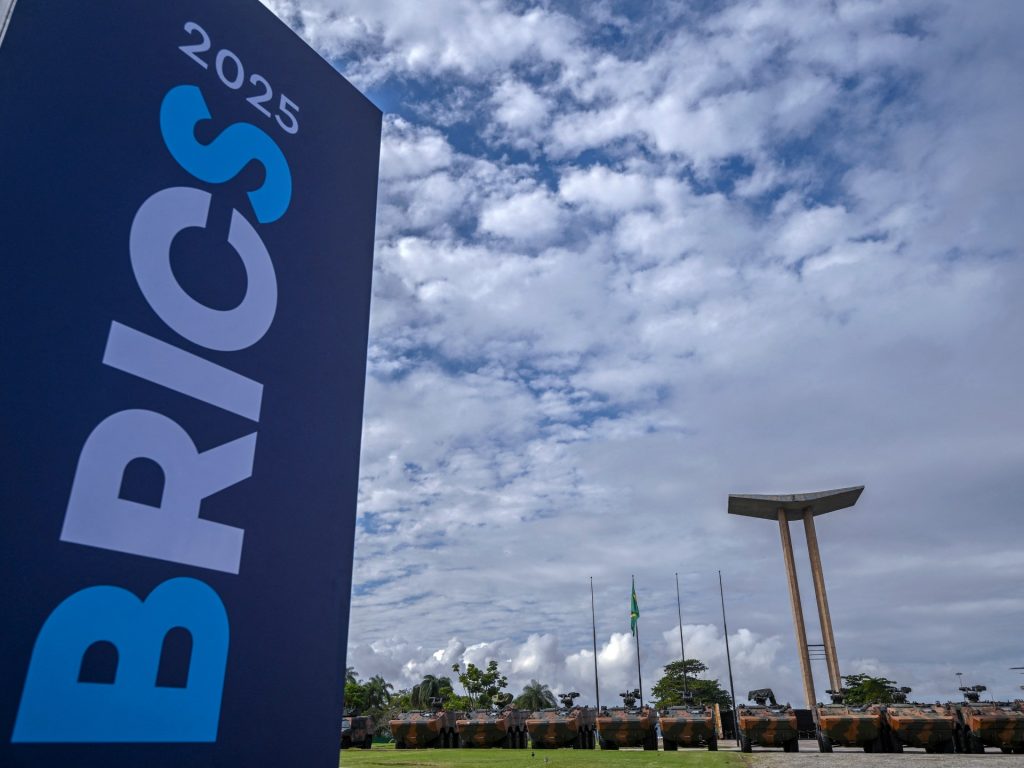 ملفات “ساخنة” على جدول قمة “بريكس 17” في البرازيل