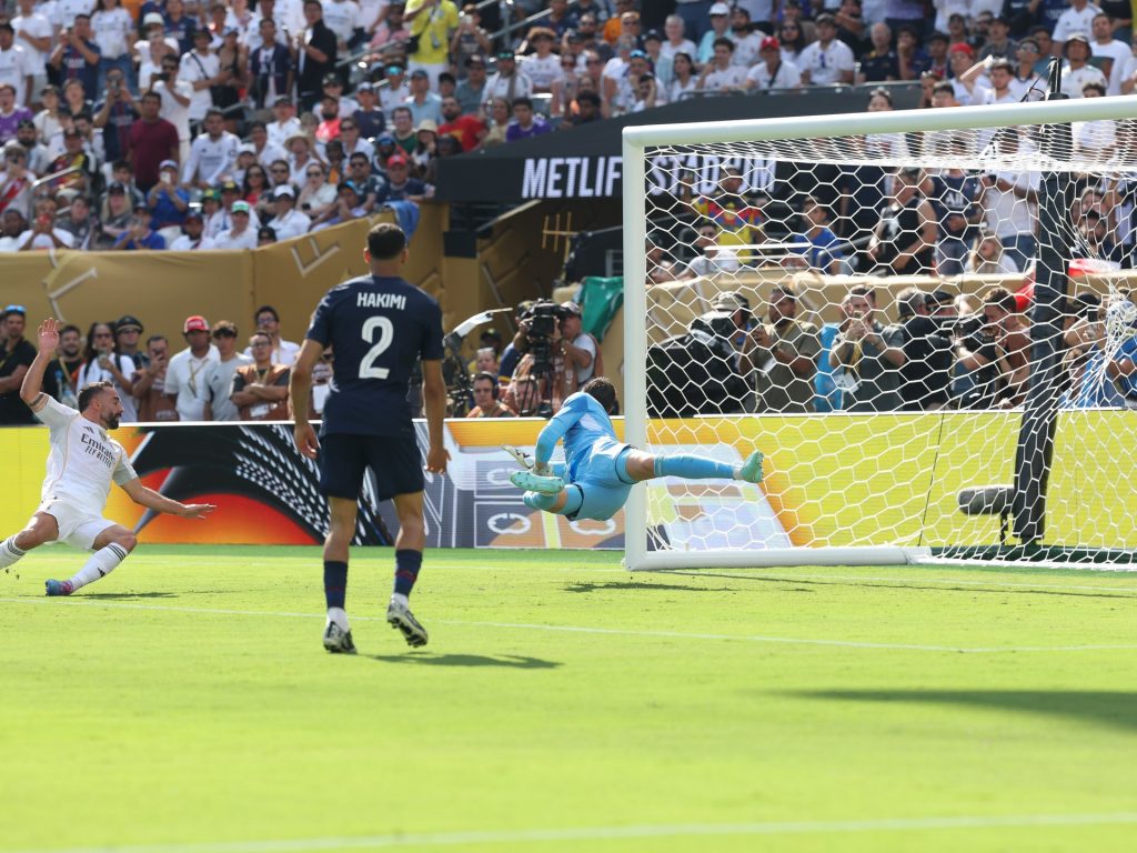 باريس سان جيرمان يرسم الخطوات الأولى للهيمنة