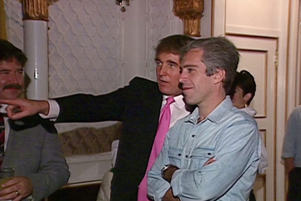 آي بيبر: إبستين يعود من القبر ليطارد ترامب