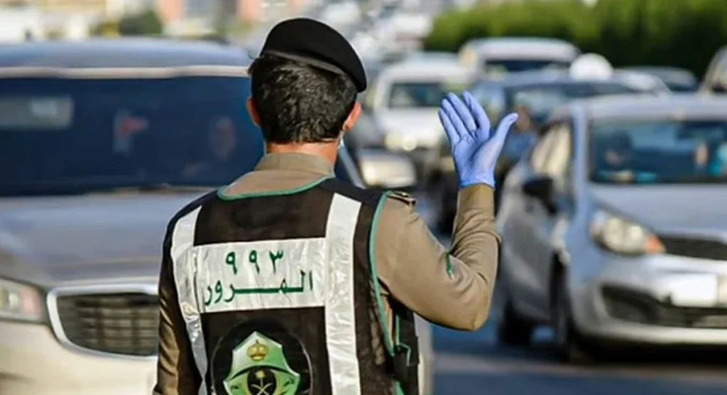 المرور: 5 حالات تقتضي التزام قائد المركبة أقضى الجانب الأيمن