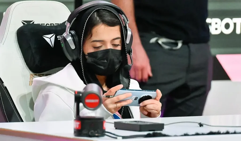 سعوديات يسجلن حضورًا تاريخيًا في نهائيات كأس العالم للرياضات الإلكترونية 2025