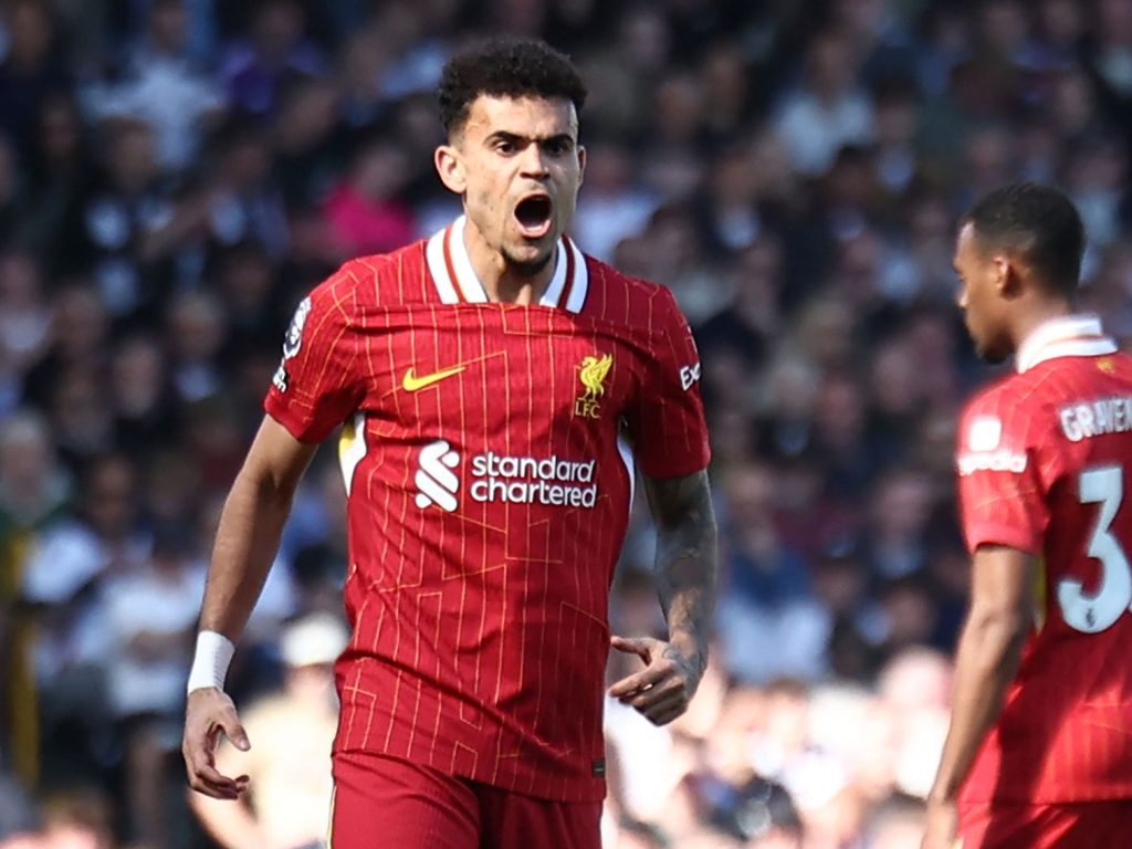 الكولومبي دياز يوافق على الانضمام لبرشلونة دون شروط