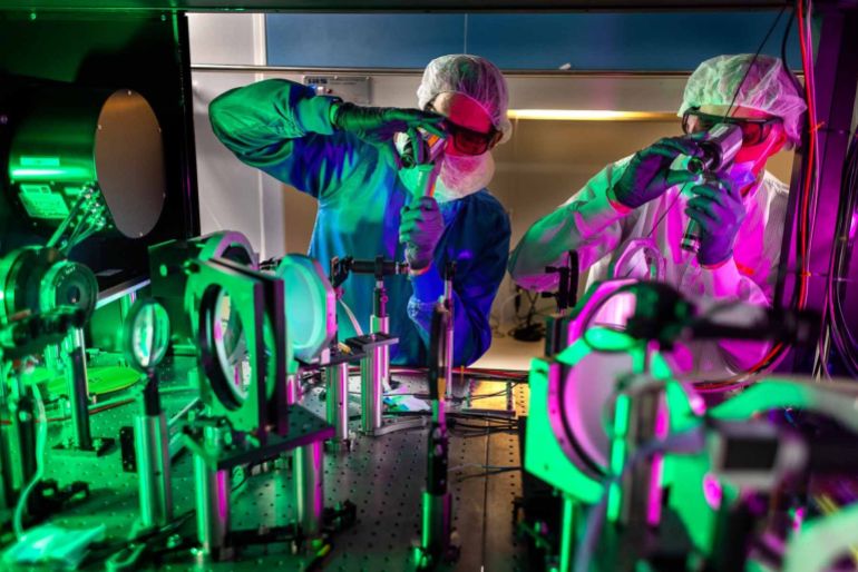 يمتلك هذا الليزر تطبيقات واسعة (مارسين شتشيبانسكي)