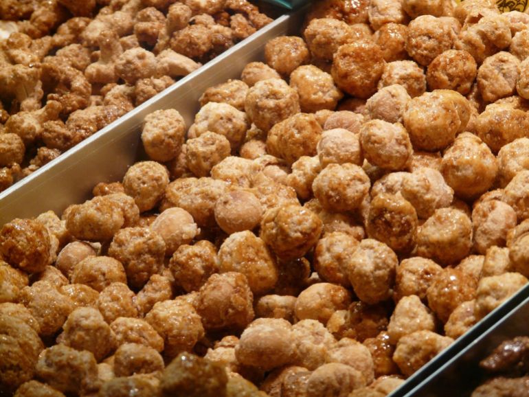 Macadamia, Burned, Caramelized image