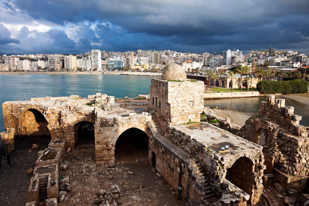 الموسم السياحي في لبنان.. الحجوزات تتراجع والمصير مهدد