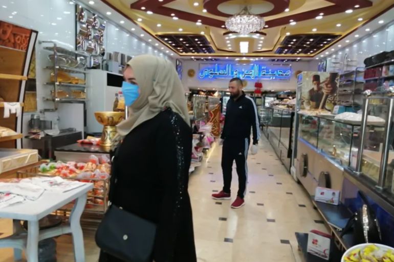 **داخلية** تذبذب الدولار وضعف الإنفاق العام يضربان السوق العراقية بالركود