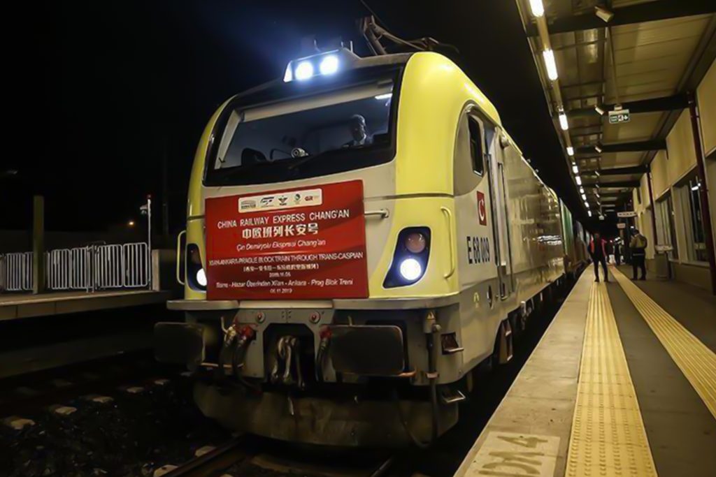 لأول مرة.. انطلاق قطاري شحن من الصين إلى تركيا