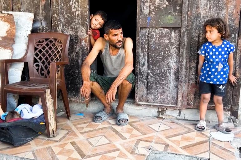 من الدمار إلى الدمار..نازح فلسطيني في غزة يأمل في وقف إطلاق النار