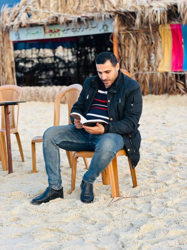 الكاتب حسن القطراوي