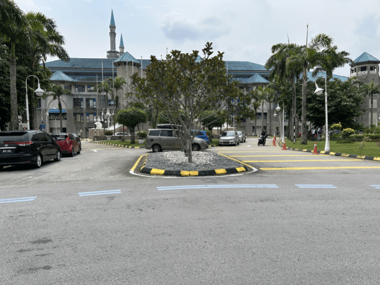 الجامعة الإسلامية العالمية في ماليزيا