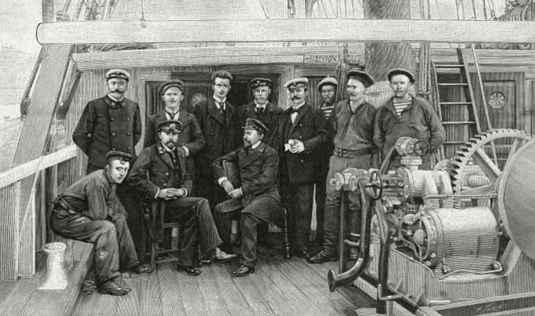 بعثة "بلجيكا" (Belgica expedition) بين عامي 1898 و1899، وهي أول مجموعة معروفة تقضي الشتاء داخل الدائرة القطبية الجنوبية