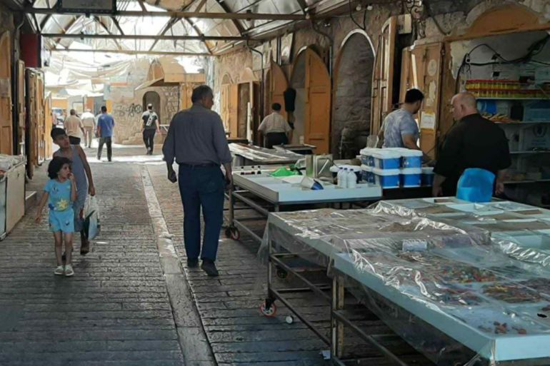 جانب من شارع السوق في البلدة القديمة في الخليل