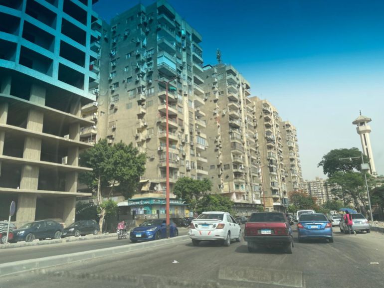 القوانين القديمة قيدت تعديل الإيجار وسمحت بامتداد العقد لورثة المستأجر (الجزيرة)