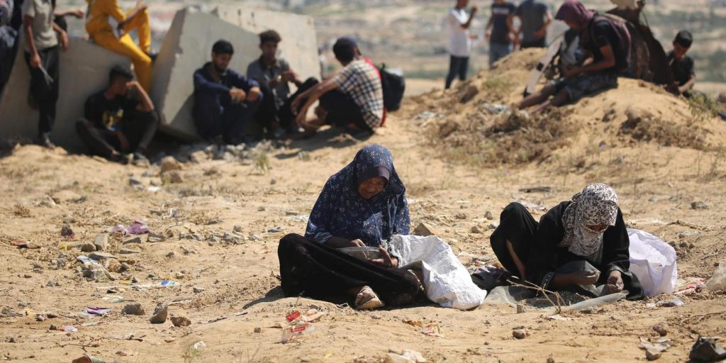 Live ، Gaza: شاحنة طعام تدير الحشد ، مما أسفر عن مقتل 20 شخصًا ، وفقًا للدفاع المدني الفلسطيني