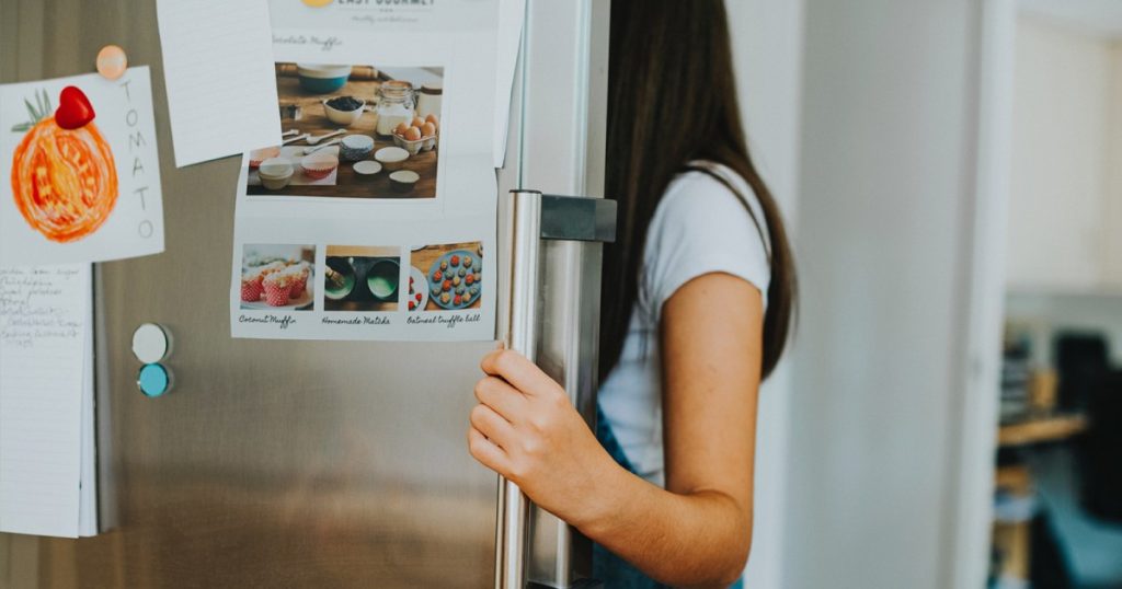 “ضجيج الطعام”.. لماذا لا يمكنك التوقف عن التفكير في وجبتك القادمة؟ | أسلوب حياة