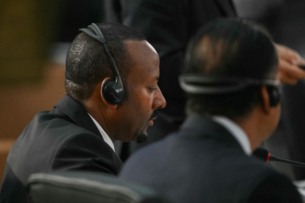 لإسكاتنا من أجل الخير “