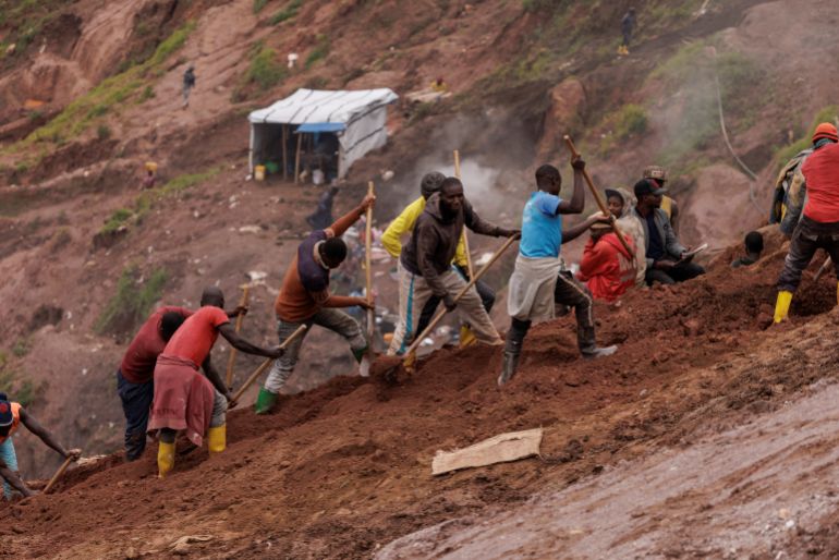 Labourers work at the Rubaya coltan mine, in the town of Rubaya, which is controlled by M23 rebels, in the eastern Democratic Republic of Congo March 24, 2025. REUTERS/Zohra Bensemra