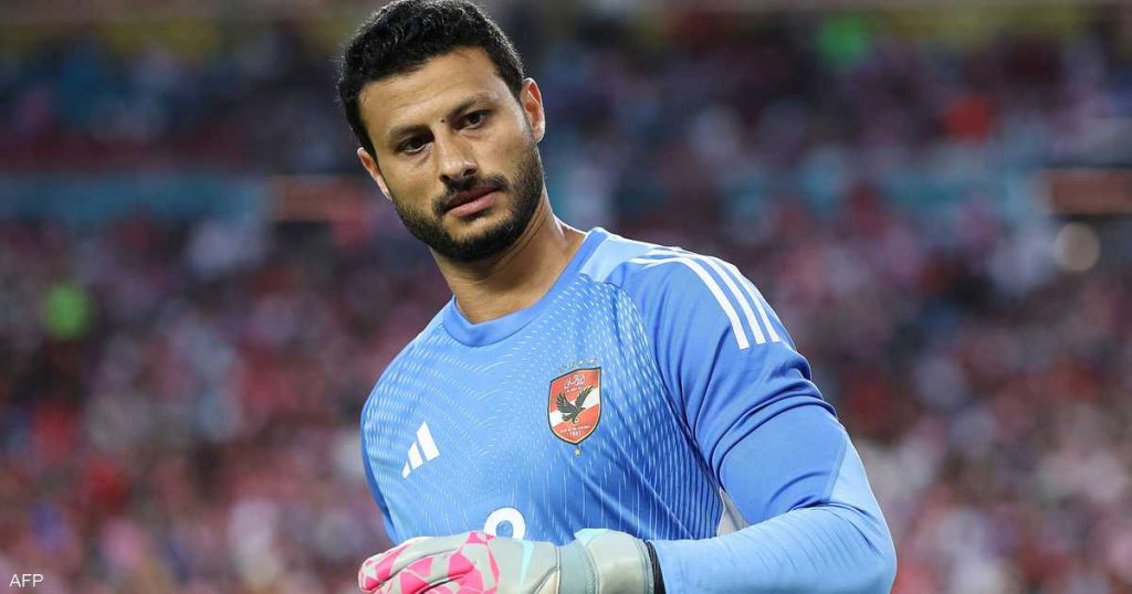 وفاة والد حارس الأهلي محمد الشناوي “في حادث سير”