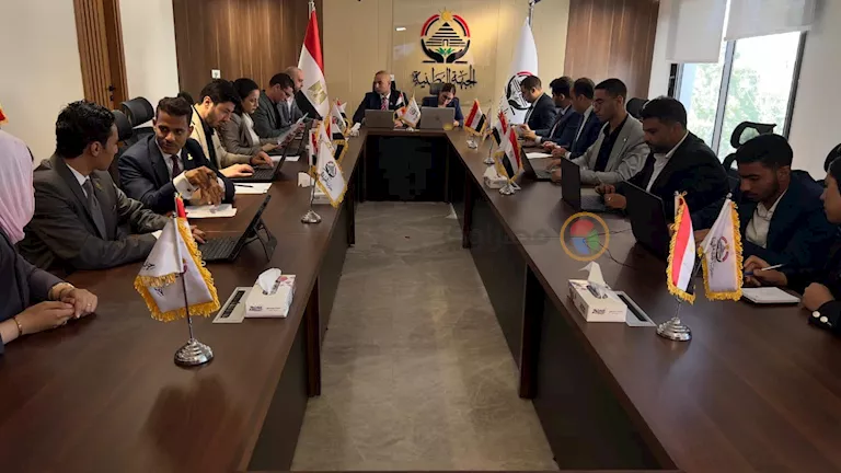 صور.. غرفة عمليات “الجبهة الوطنية” تتابع اليوم الأول لانتخابات الشيوخ