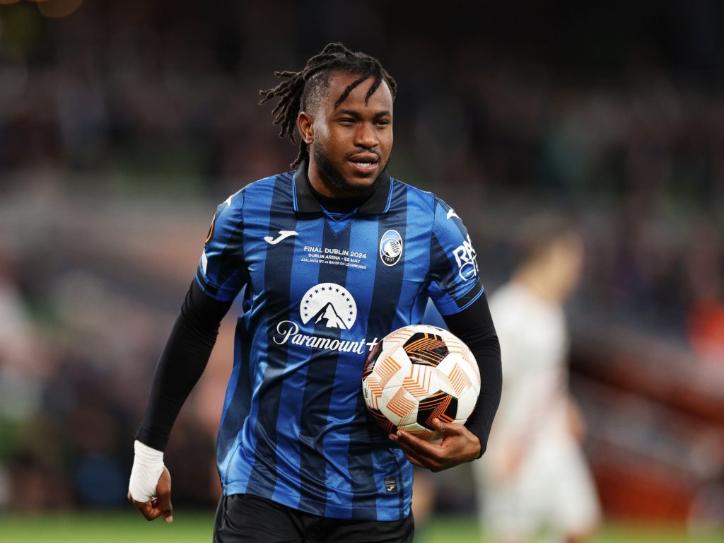 النيجيري لوكمان يطلب رسميا الرحيل عن أتالانتا الإيطالي