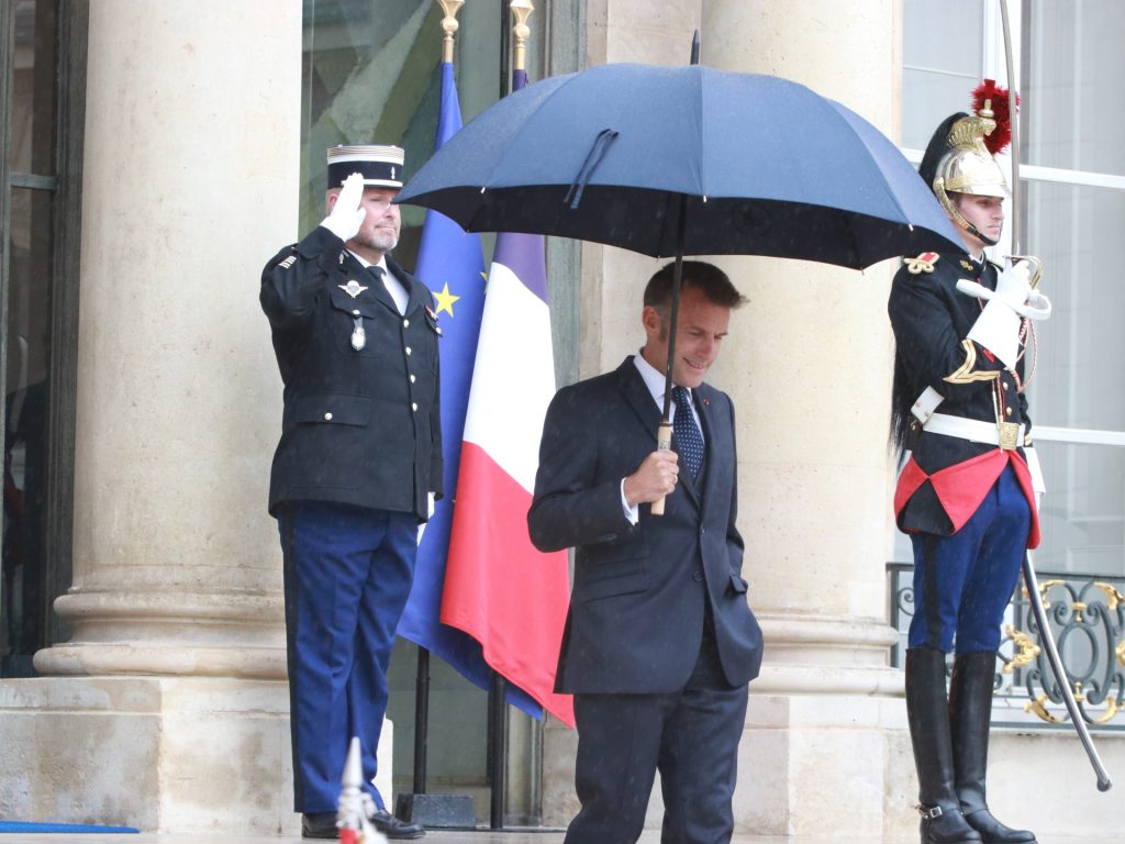 شخصيات فرنسية: اتفاق الرسوم مع واشنطن استسلام وتبعية جديدة لأوروبا