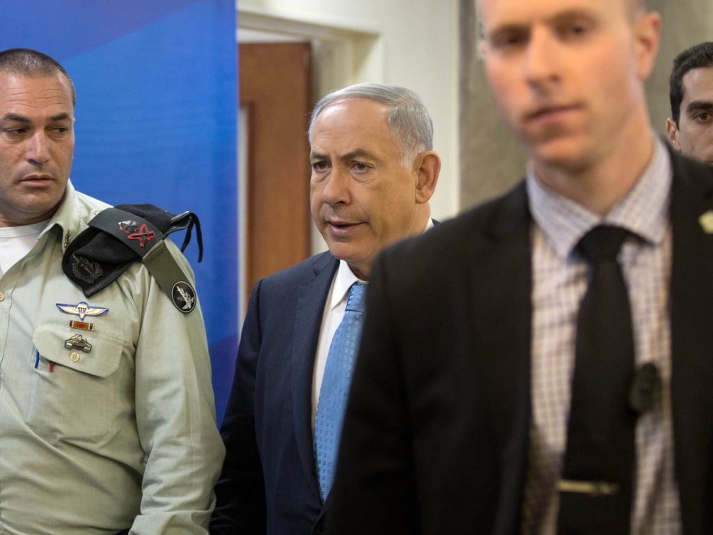 يديعوت أحرنوت: ترامب منح نتنياهو الضوء الأخضر لاحتلال غزة