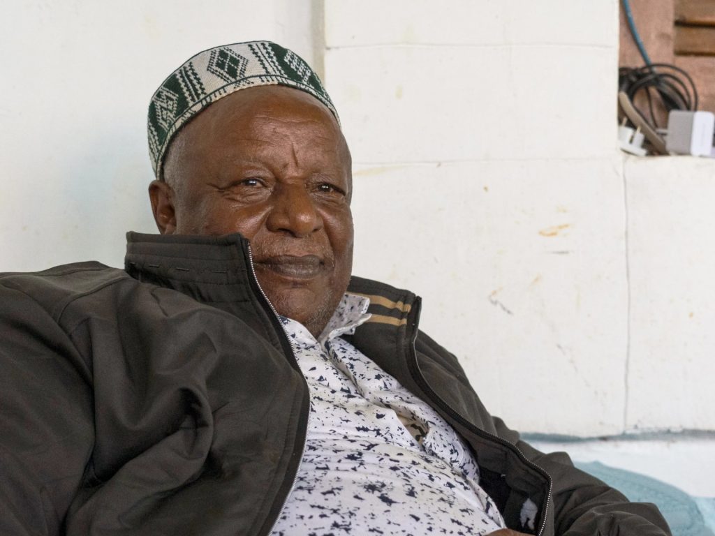 هرر.. مجَلِّد الكتب الإثيوبي الذي يربط أهل مدينة المخطوطات بتاريخها المنسي