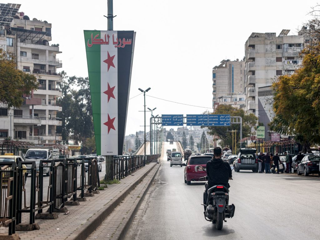 كيف يقيّم الخبراء والصناعيون الإجراءات الحكومية السورية لدعم الصناعة؟