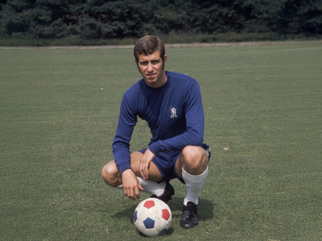 ما قصة اللاعب المدفون بملعب ستامفورد بريدج معقل تشلسي؟