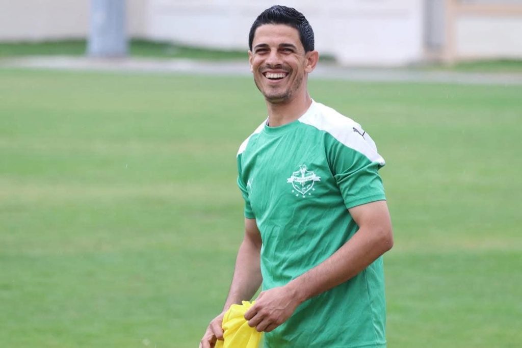 نادر النجار.. مدرب فلسطيني خرج للبحث عن طعام لأطفاله ولم يعد