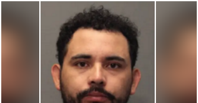 احتجاز Ice Lodges ضد أجنبي غير قانوني متهم باغتصاب الأطفال في ملاذ ماساتشوستس ماساتشوستس