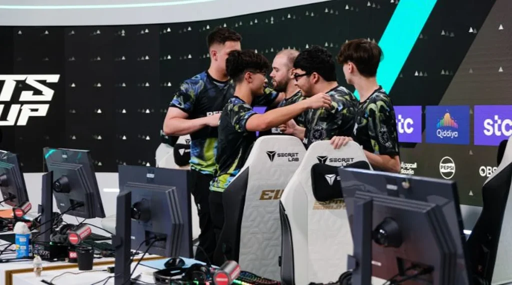 كأس العالم للرياضات الإلكترونية 2025.. ختام مرحلة المجموعات ببطولة R6 Siege X وتأهل 4 أندية إلى ربع النهائي