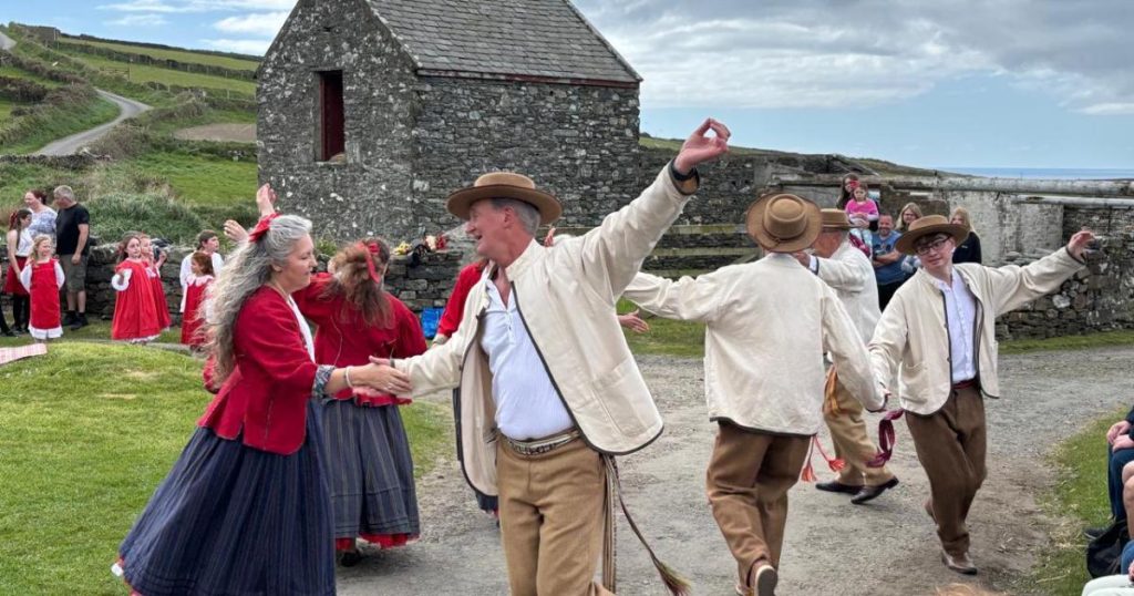 في جزيرة مان الساحرة.. برلمان عمره ألف عام وقطط بلا ذيول وأغنام نادرة