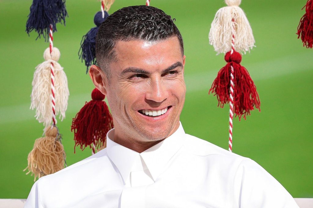 هل تزوج كريستيانو رونالدو سرا؟