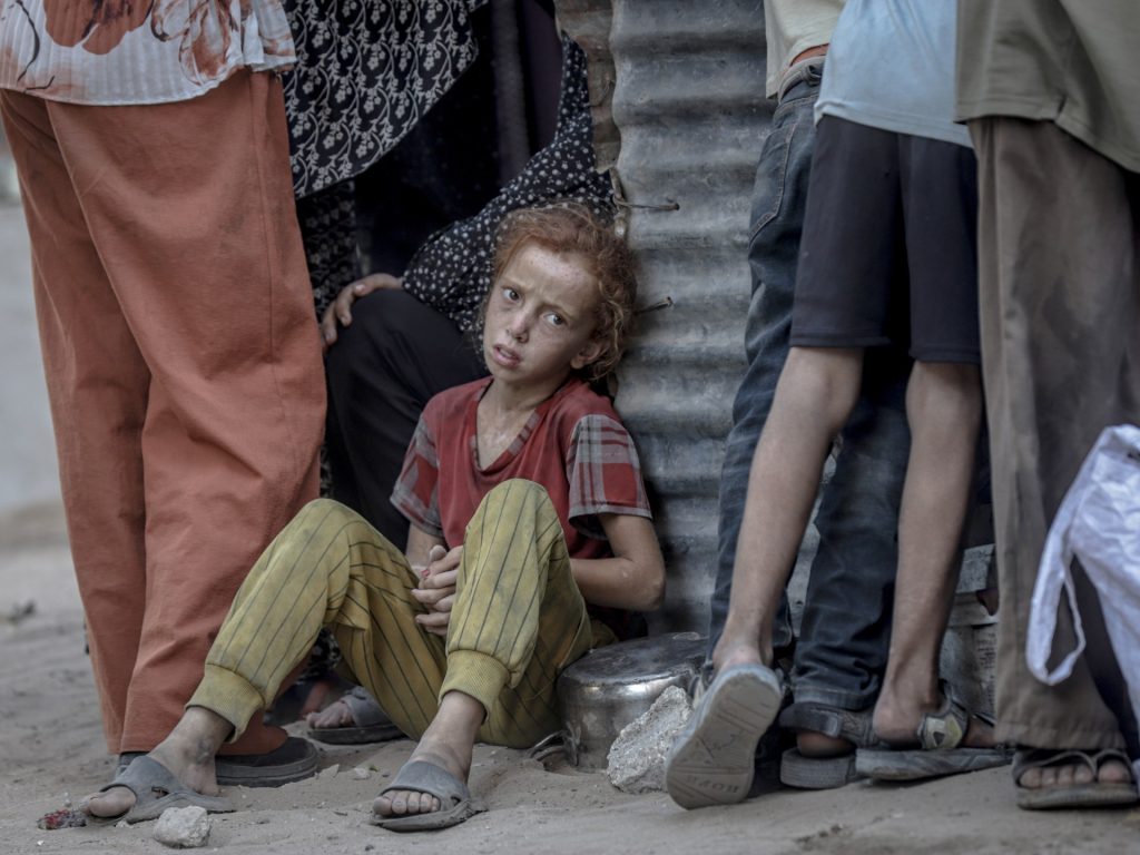 صوت الأمعاء الخاوية أعلى من ضجيج الحرب.. يوميات التجويع في غزة