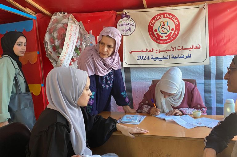 الطبيبة لبنى العزايزة المجاعة تصيب المواليد والمرضعات والحوامل بمضاعفات خطيرة-رائد موسى-دير البلح-الجزيرة نت