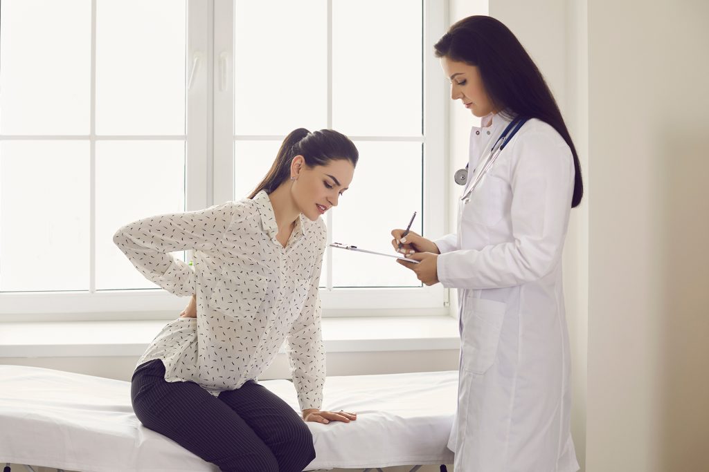 علاج آلام الظهر بطريقة مبتكرة وفعالة