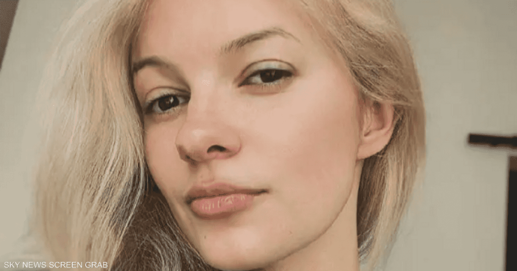 فيديو لجريمة مروعة داخل قطار أميركي.. طعنها حتى الموت