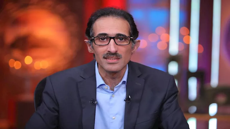 مجدي الجلاد: صفقة الغاز الإسرائيلي تجارية رابحة لمصر وليست تطبيعًا