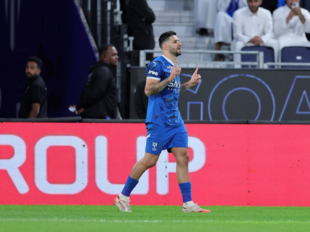 الريان القطري يضم المهاجم ميتروفيتش من الهلال السعودي