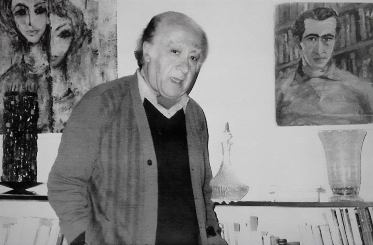 صورة للاديب الفلسطيني جبرا ابراهيم جبرا من ملفه الشخصي بالفيسبوك