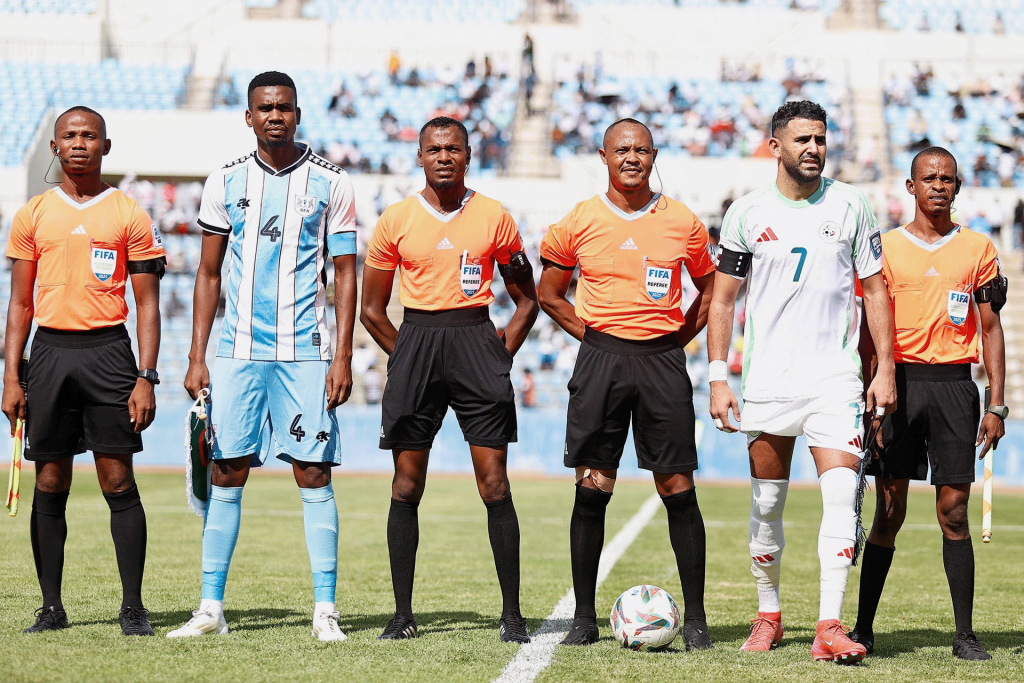 الجزائر ضد بوتسوانا في تصفيات كأس العالم 2026.. الموعد والتشكيلة والقنوات الناقلة للبث المباشر