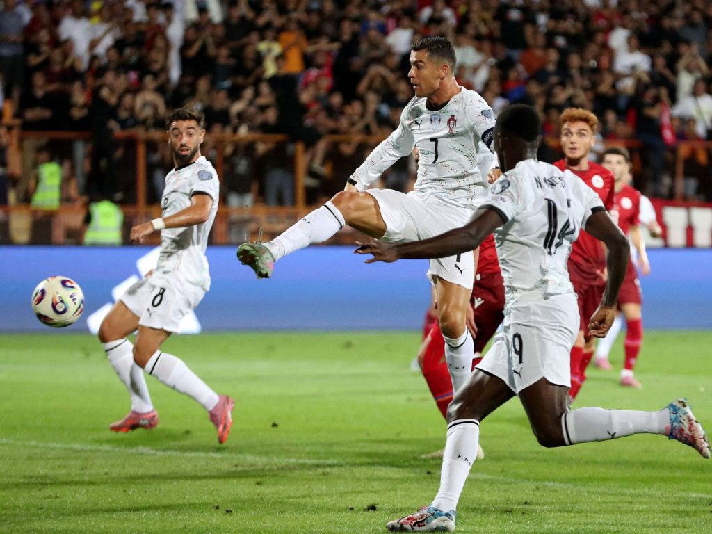 فوز كاسح للبرتغال وهزيل لإنجلترا بتصفيات كأس العالم 2026